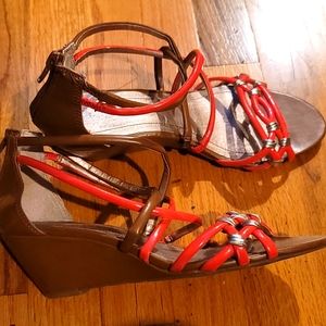 BCBGeneration Coral and brown wedge 8B